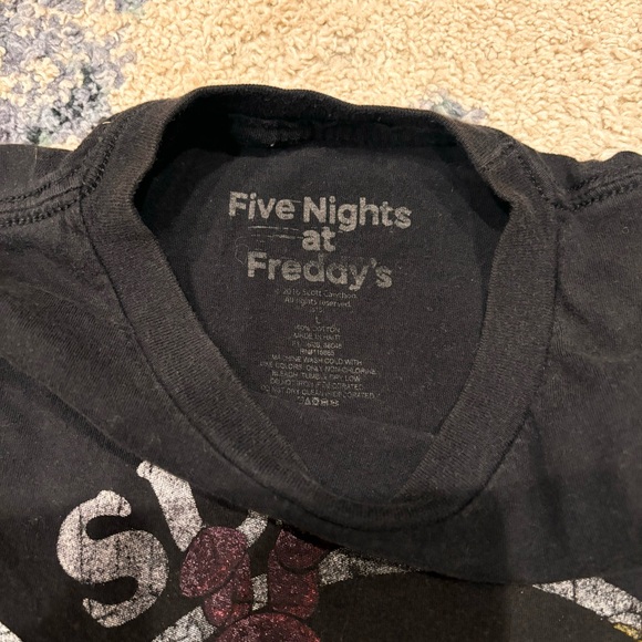 🌟SALE 💜 FNAF T-shirt boys Large - Picture 2 of 3